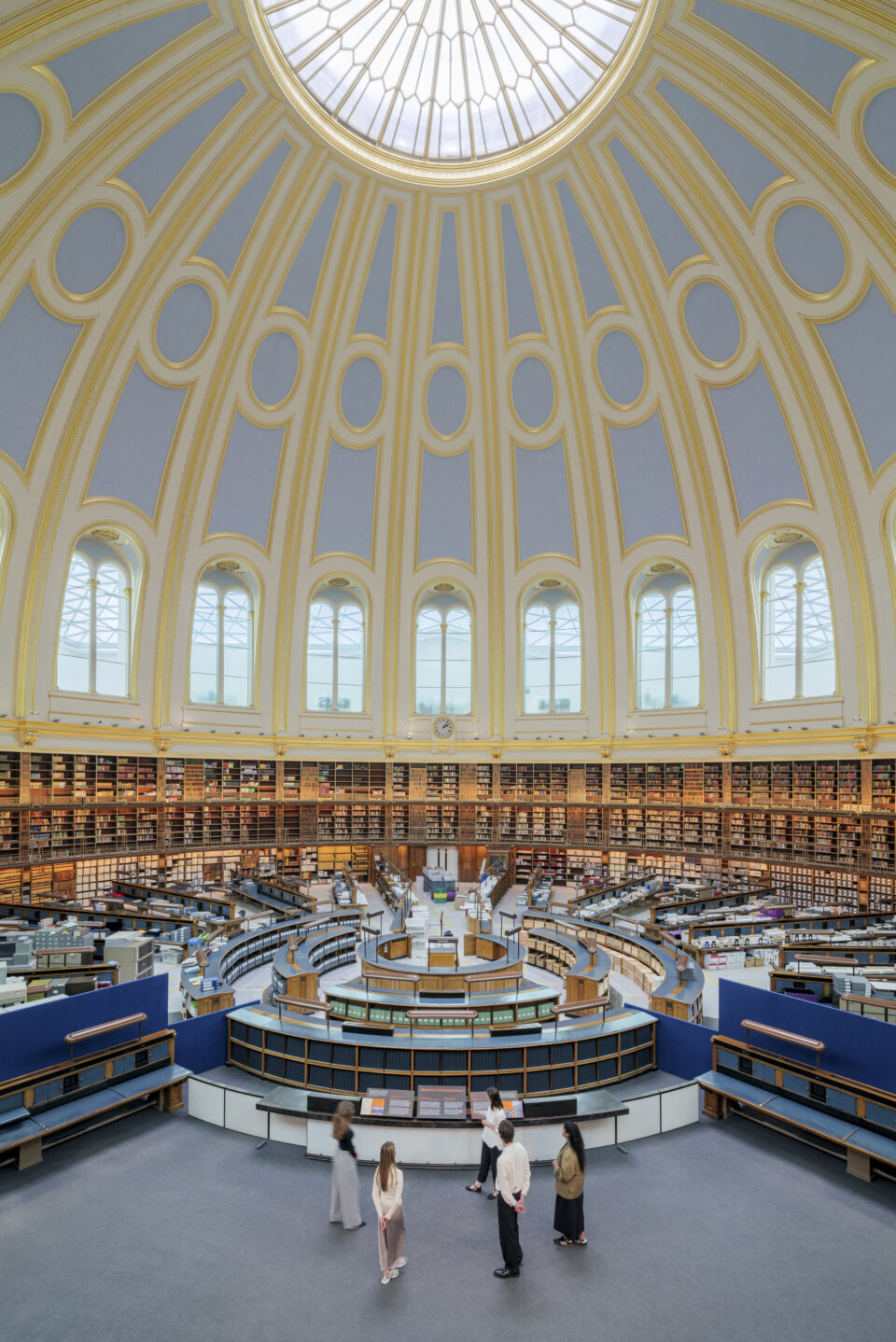 Round Reading Room Vertical