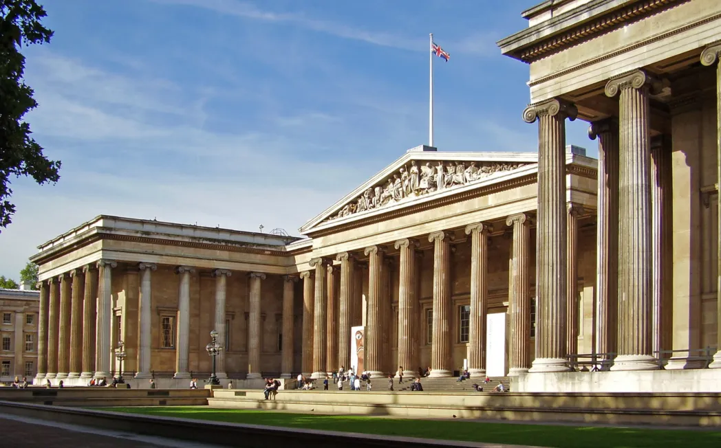 British Museum front elevation image from lawn